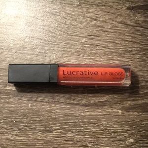 lucrative lip gloss in lovestruck